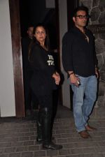 Amrita Arora, Arbaaz Khan at Farhan Akhtar_s house for dinner in Mumbai on 9th Dec 2012 (11).JPG